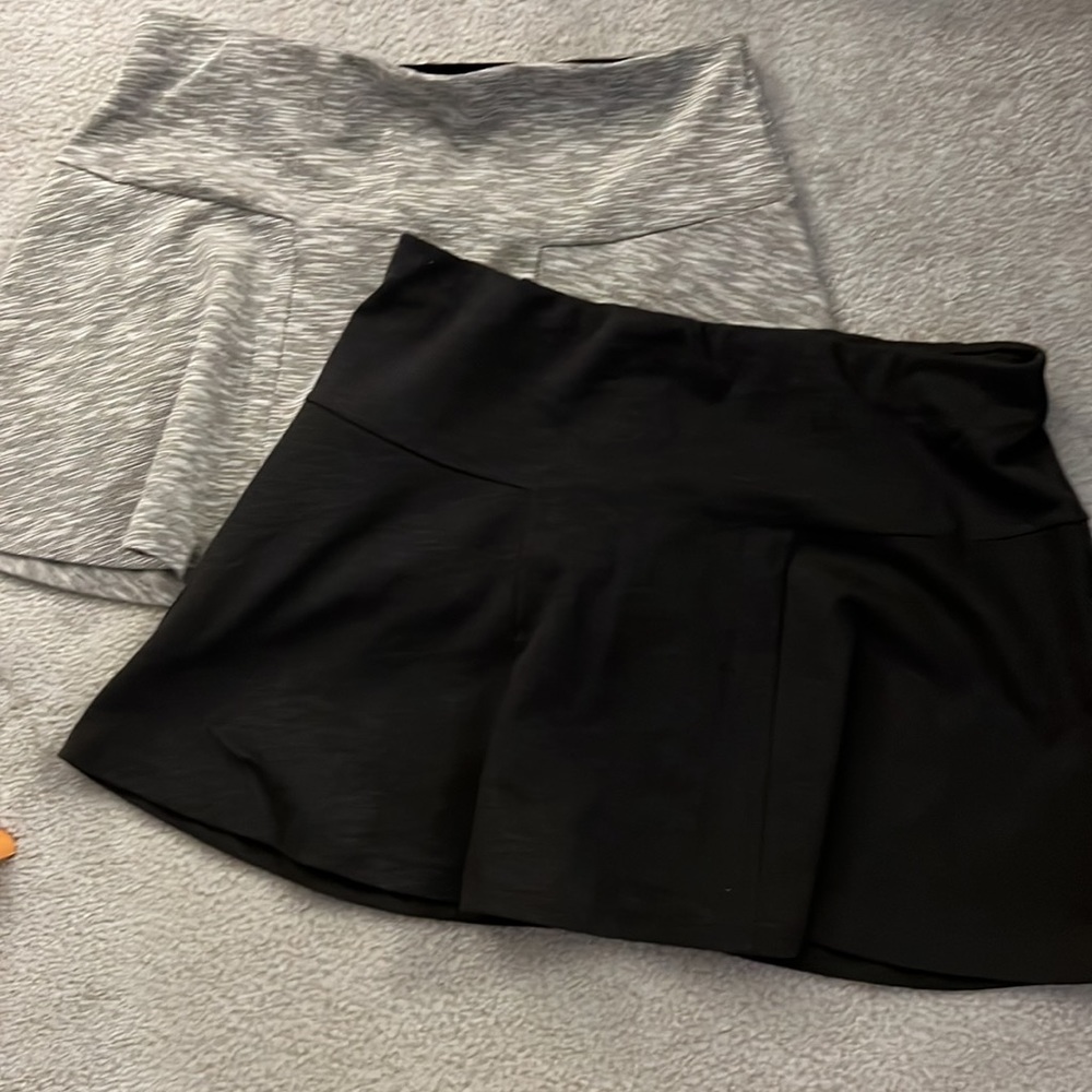 Bundle 2 Old Navy skirts